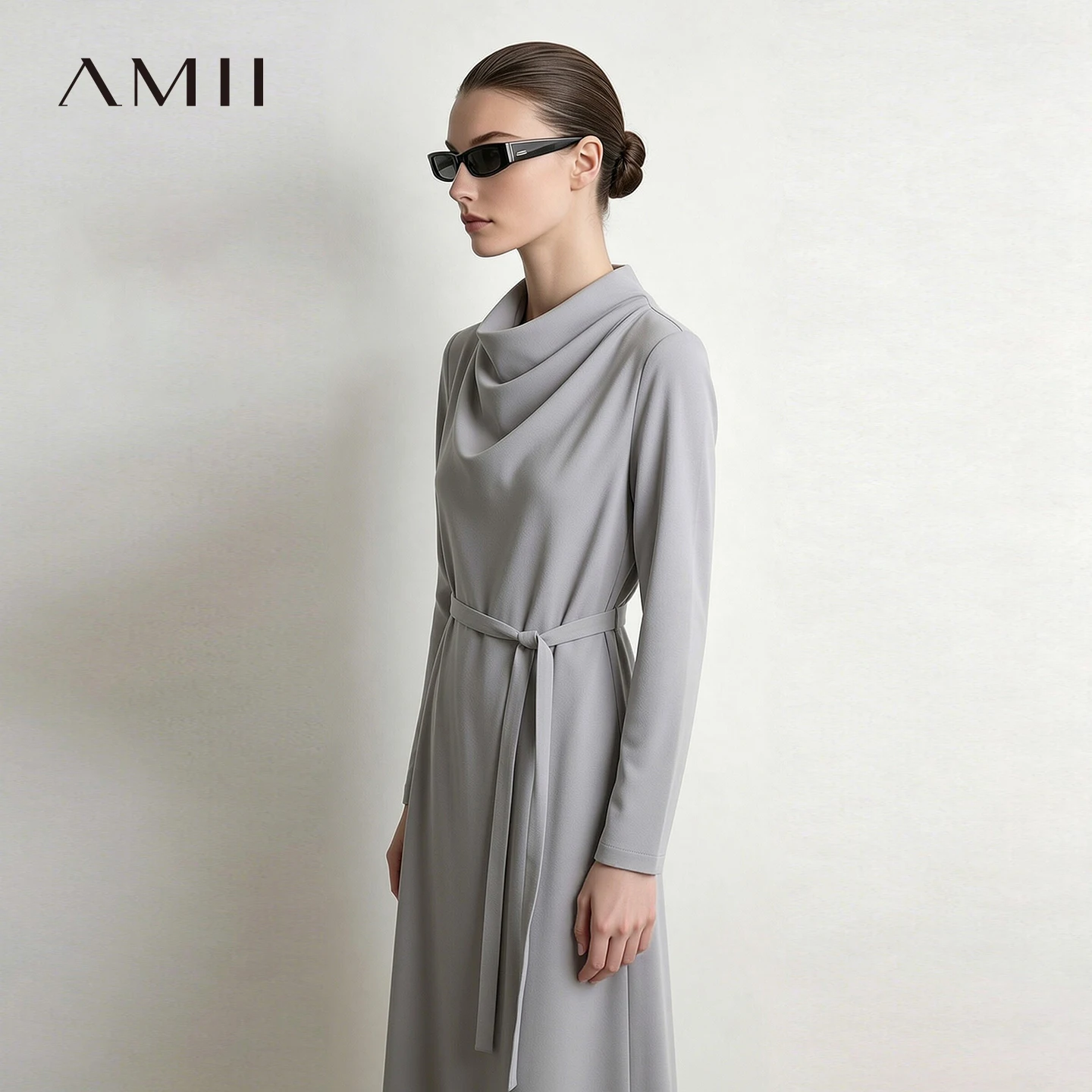 Amii Women's Elegant A-Line Midi Dress Long Sleeve Loose Fit Removable Belt Business Casual 2026 Autumn Female Clothing 12643102