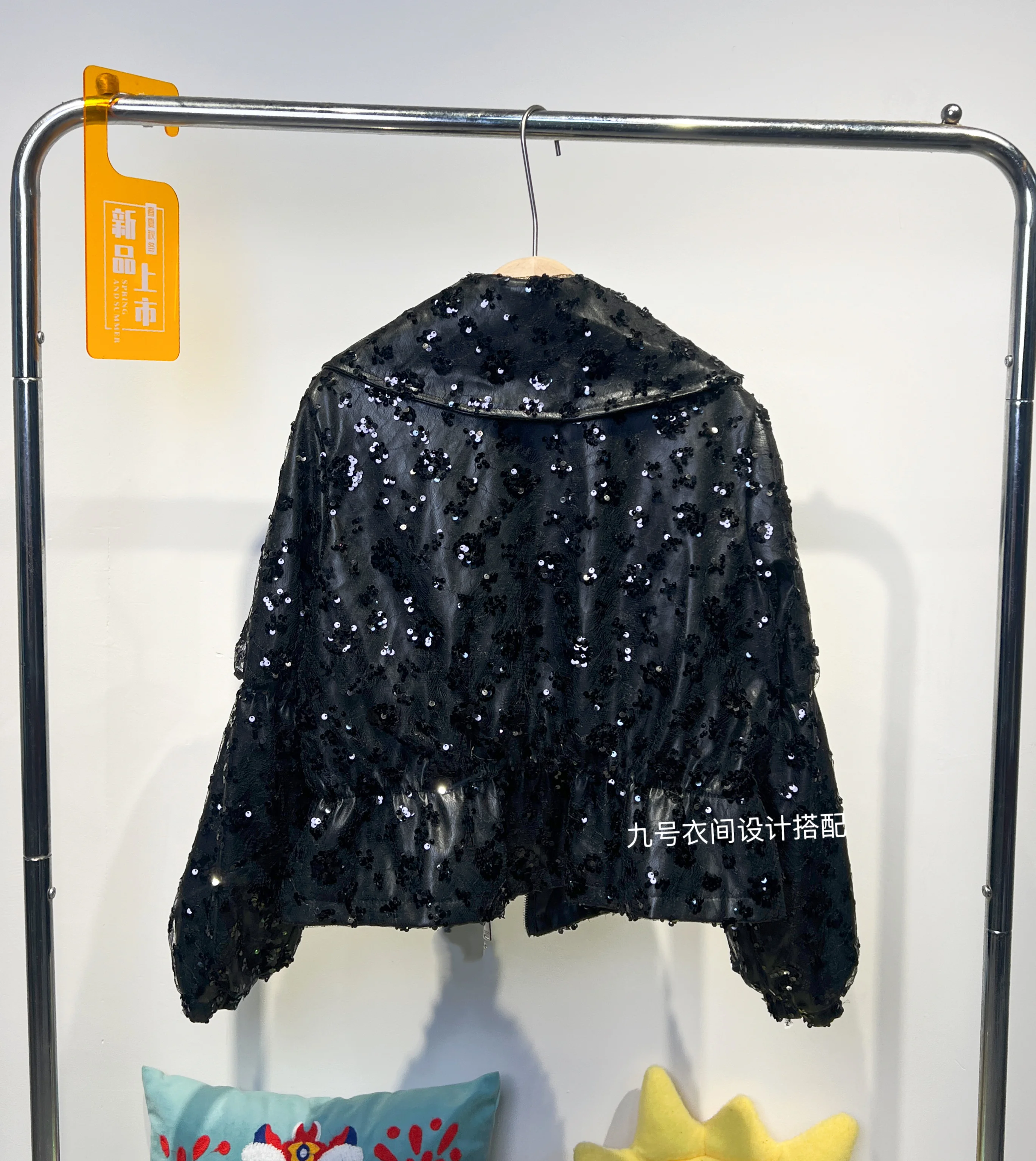 Women 2025 Winter New Fur Integration Thickened Faux Fur Female Fashion Lace Splicing PU Leather Sequin Nice Chic Faux Fur Coats