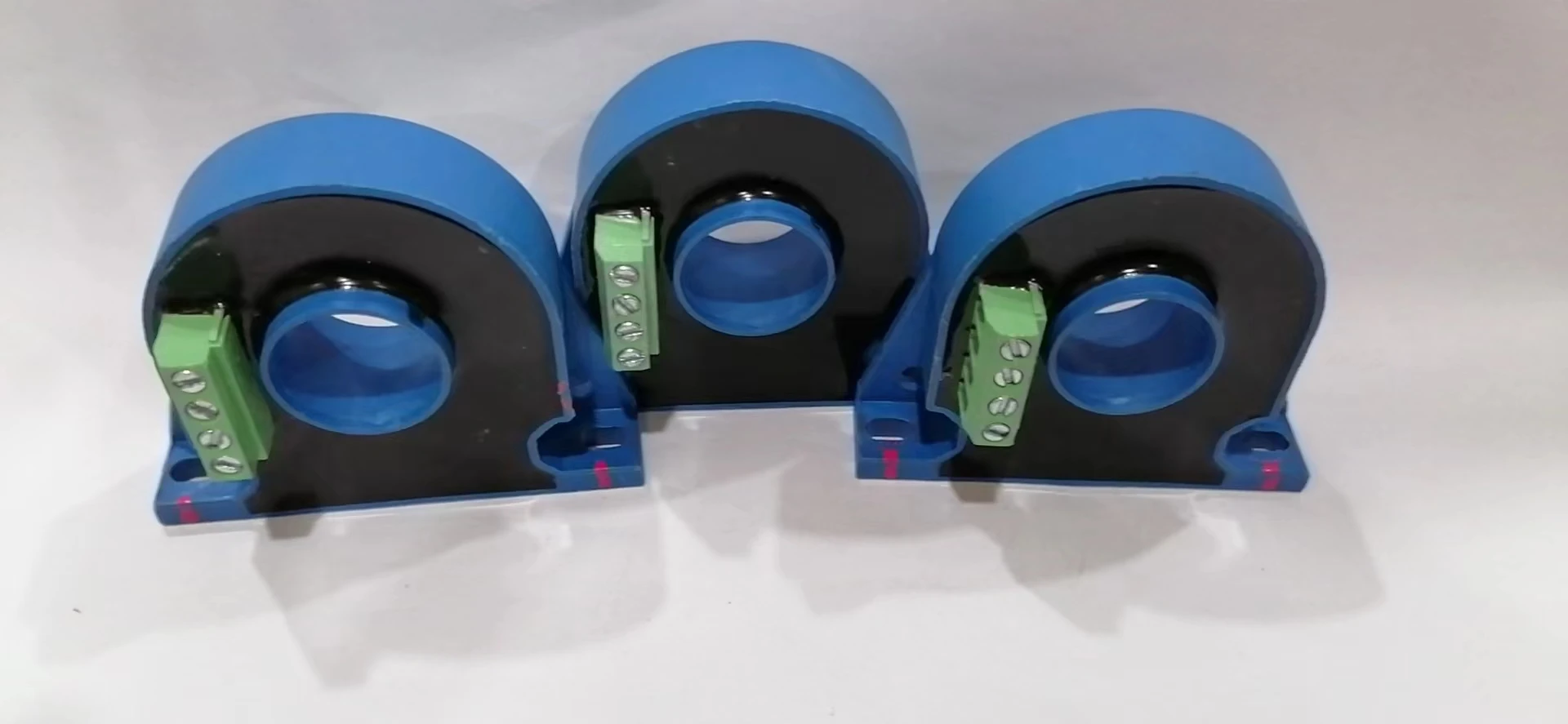 

LT108-S7/SP11 LEM Current sensors