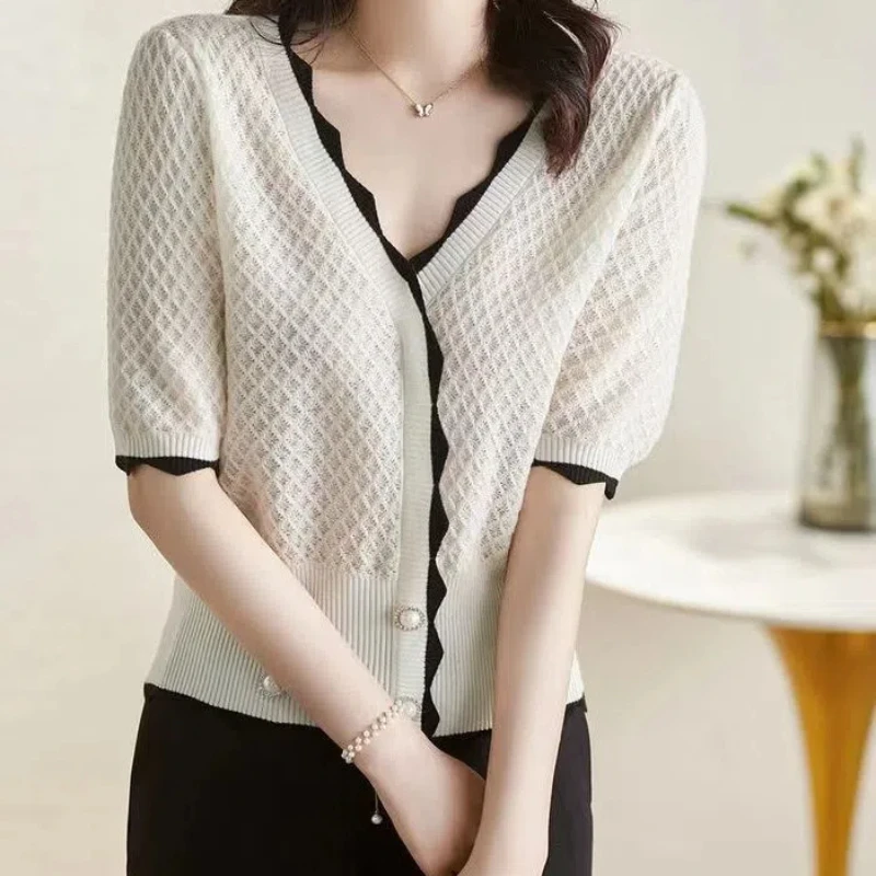 Fashion Summer T-Shirts Women Solid Ice Silk V-Neck Button Screw Thread Ruffles Temperamen Short Sleeve Pullovers Knitted Tops
