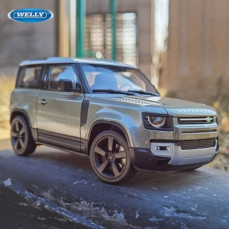 1:26 WELLY 2020 Land Rover Defender 90 Diecast Alloy Car Model Metal Toy Off-road Vehicles Car Model Simulation Childrens Gifts