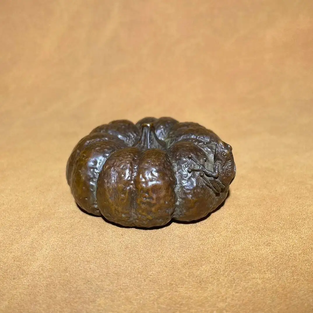 Collect Chinese Old Solid Copper Hand Made Frog Pumpkin-Shaped Tea Pet Figurine