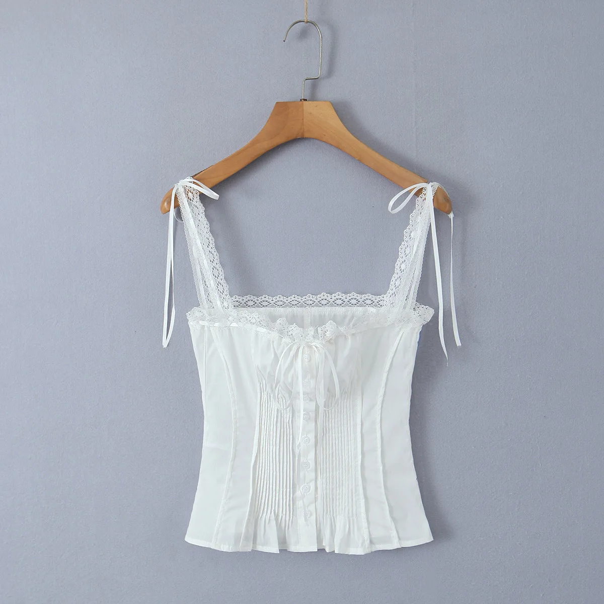 Spring and summer new arrivals: Sweet lace edge, charming cinched waist, slimming halter top bra, French square neck, sexy camis