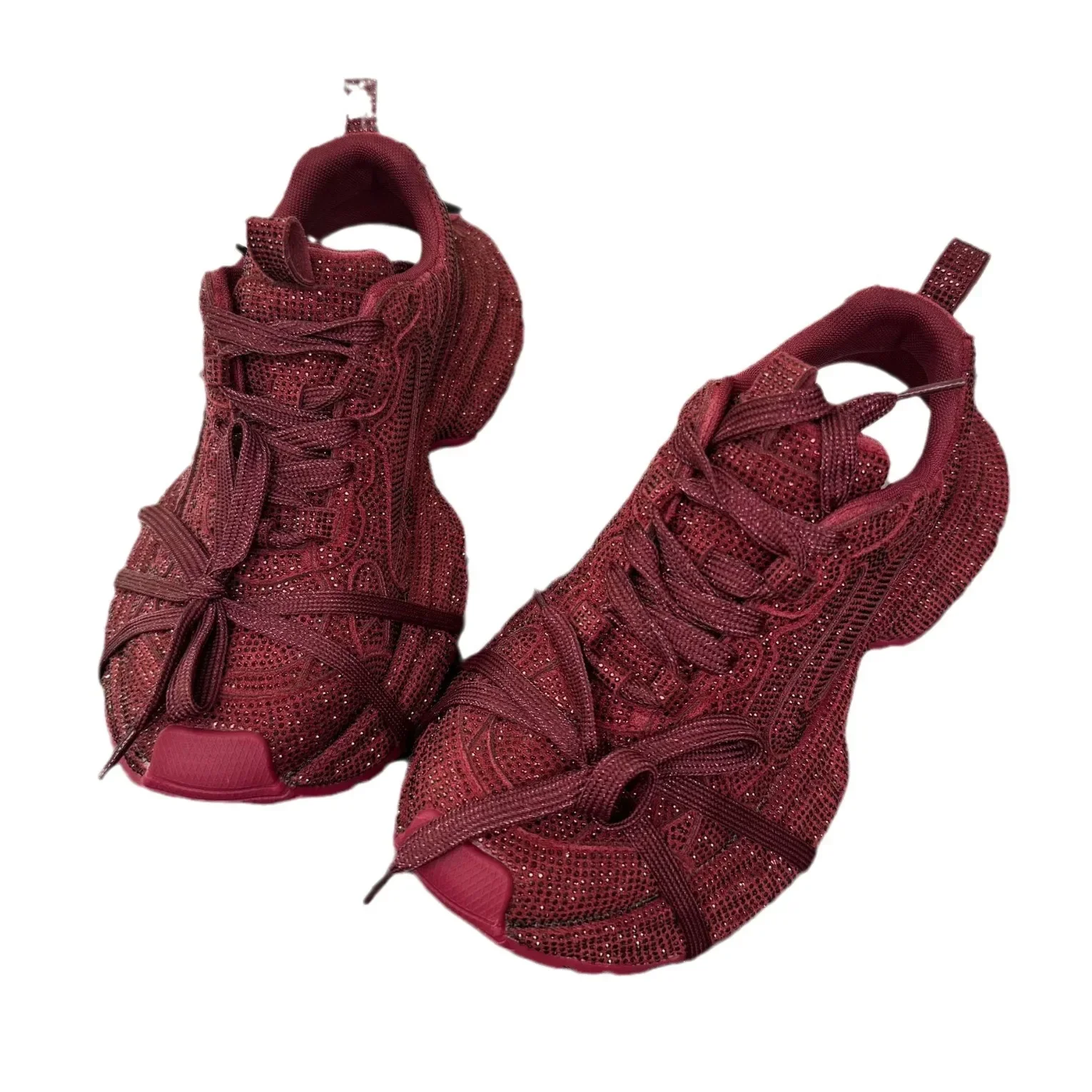 2024 봄과 가을 신상 여성용 라인스톤 다이아몬드 스트랩 두꺼운 밑창 앙골라 레드 니치 스포츠 및 레저 아빠 신발