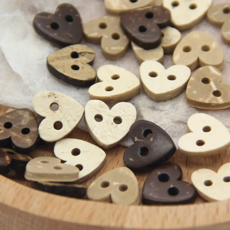 HENGC 2 Holes Natural Heart Wood Sewing Buttons For Clothes Children Scrapbooking DIY Crafts Decorative Accessories Wholesale