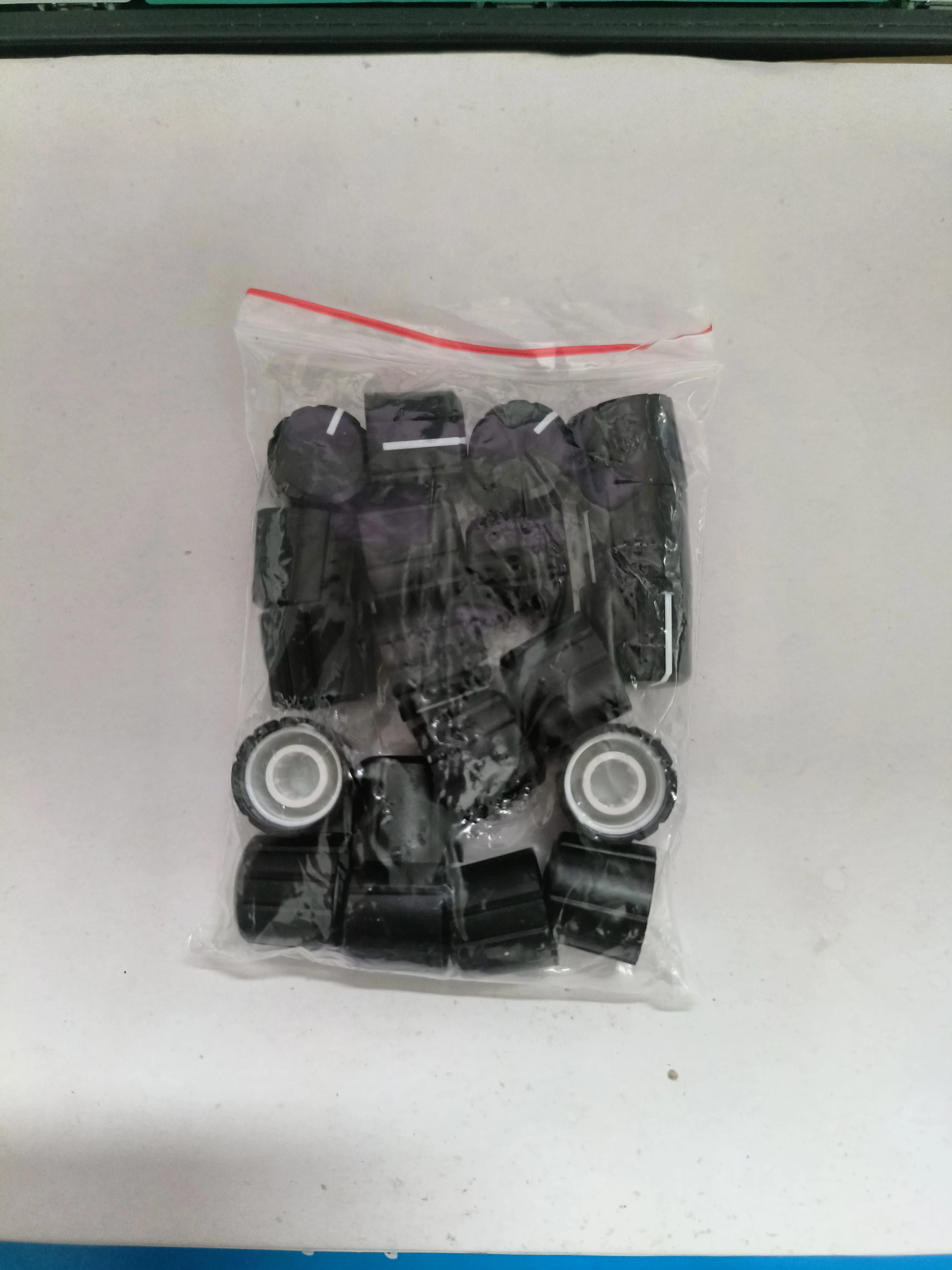 10-шт-пластиковые-изделия-15-135-мм-крышка-потенциометра-ручка-переключателя-крышка-энкодера-половина-вала-15x135