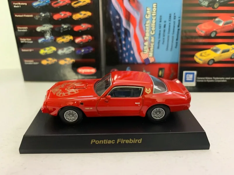 1/64 KYOSHO  Pontiac Firebird Collection of die-cast alloy car decoration model toys