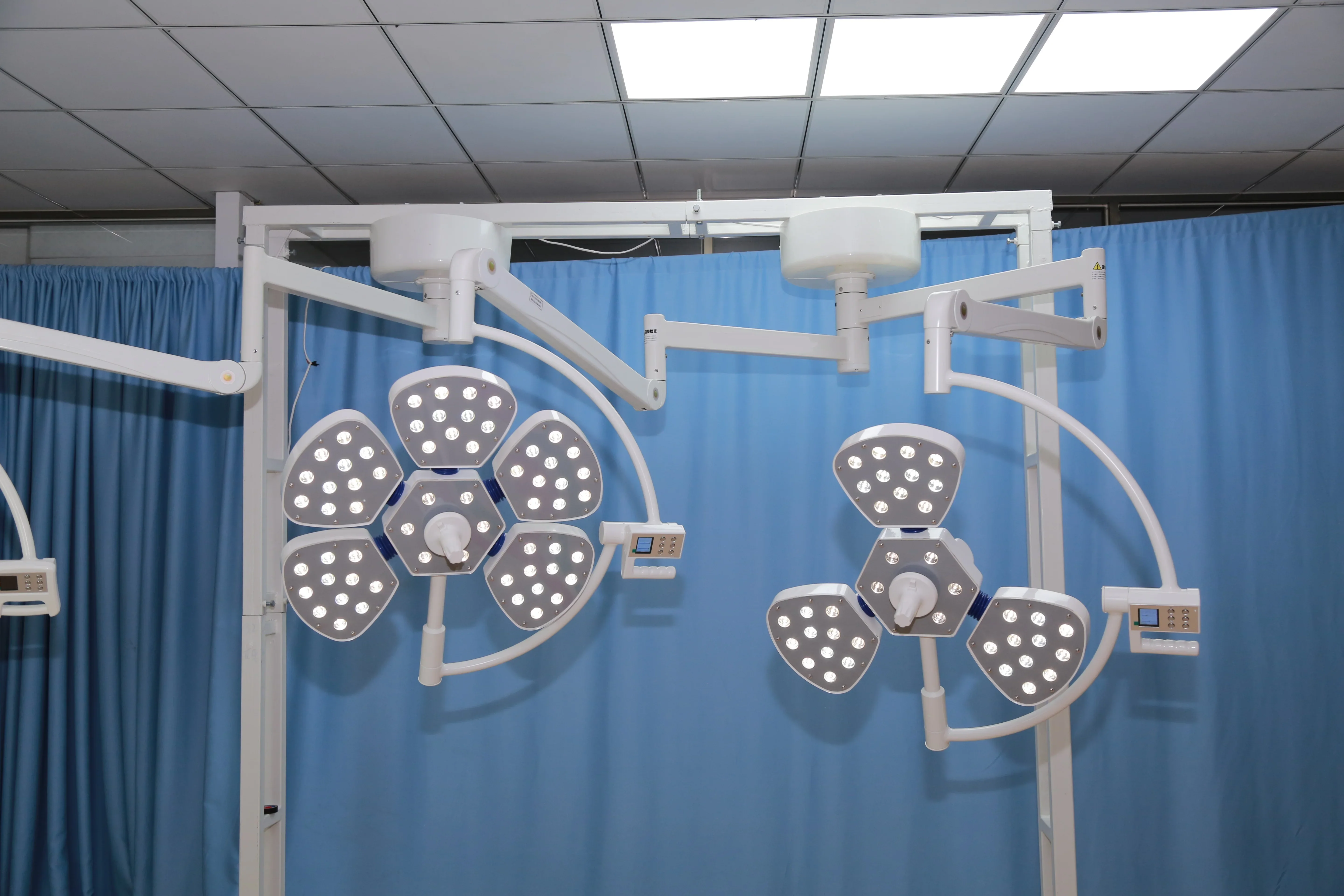 LTSL29 China Manufacture Double Head Petal 5+3 Led Shadowless Ceiling Surgery Operating Lamps