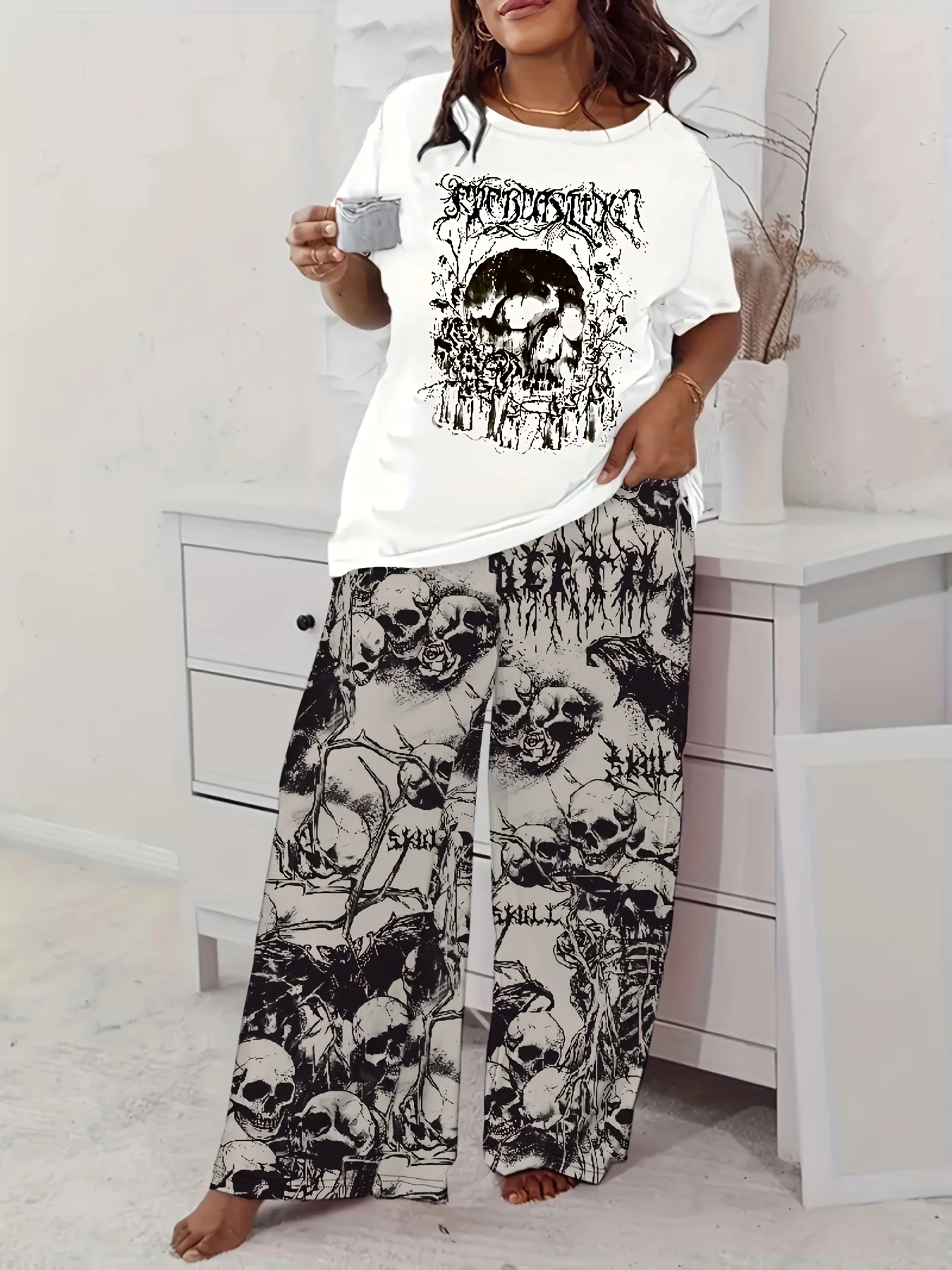 Heavy Metal Gothic Skeleton Bat Vine 3D Printed Pajamas for Men and Women, Loose Short Sleeved Pants, Home Set view 2