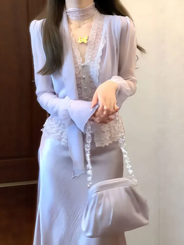 

Элегантный комплект из топа с V-образным вырезом и юбки-рыбки: омолаживающий образ, готовый наряд, модный женский ансамбль Весна 2025