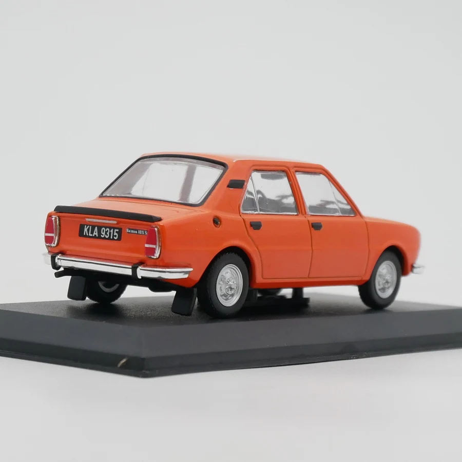 Ixo 1:43 Skoda 105 Diecas Metal Toy Model