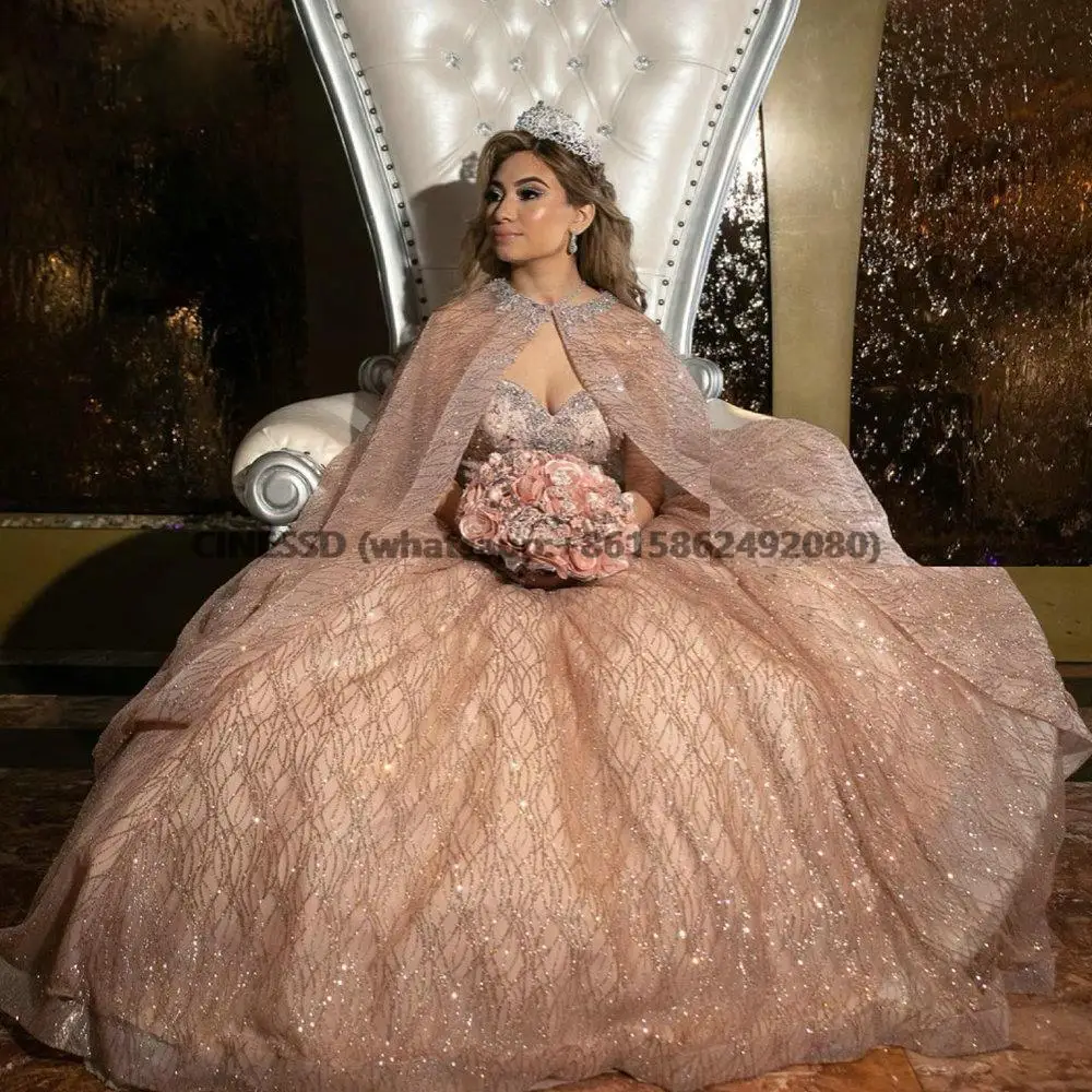 

Gold Sparkly Crystal Beading Sweetheart Ball Gown Quinceanera Dresses With Cape Sleeveless Sweet 16 Dress Prom Party Dress