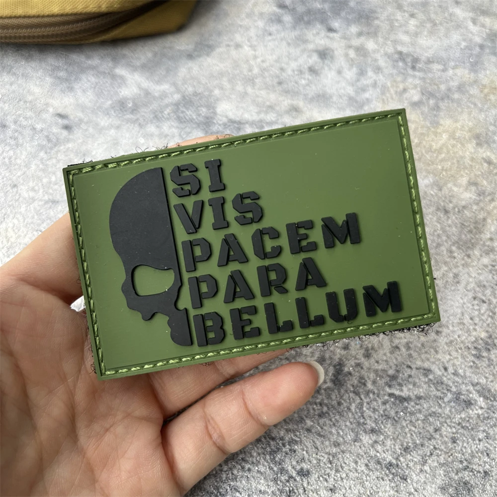 

"PACEM AND BELLUM" PVC Hook and Loop Patch Tactical Skull Emblem Military Morale Badge Armband Clothes Backpack Stickers