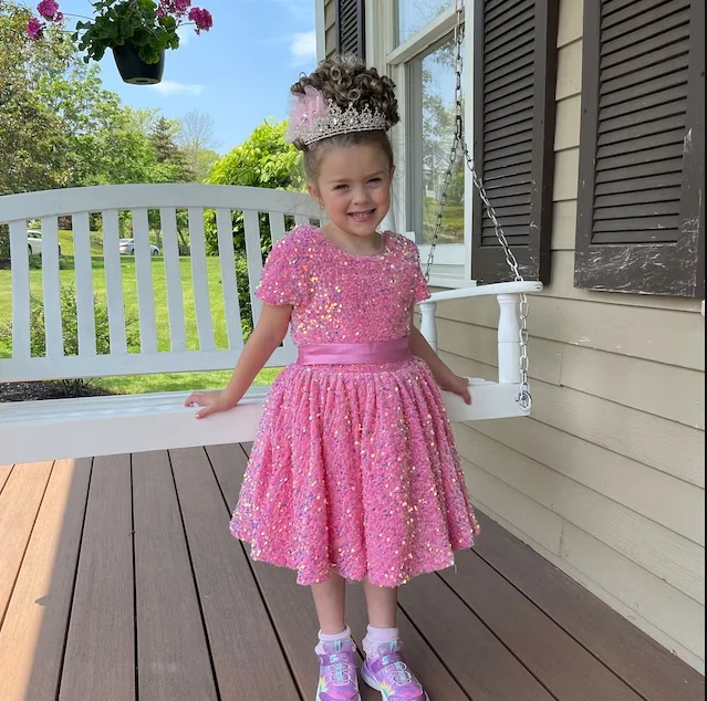 

Платья для девочек с пайетками и цветочным узором, платье с круглым вырезом для девочек, платье А-силуэта на день рождения, короткое платье принцессы для девочек, детские платья с короткими рукавами