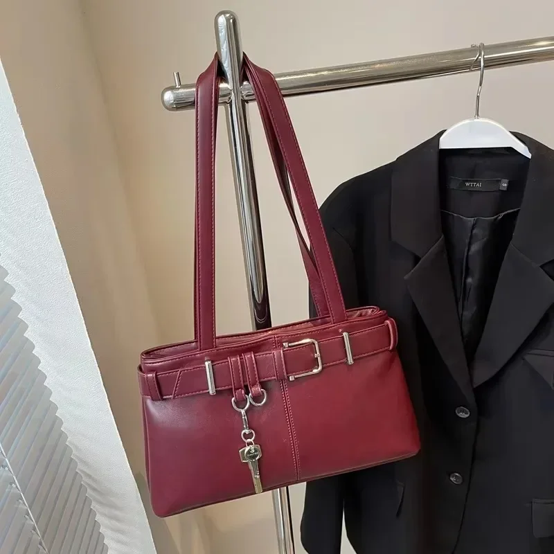 عارضة الصلبة الداخلية مقصورة حقائب الكتف حقائب الكتف سعة كبيرة أكياس رائجة البيع للنساء سستة بو حقائب اليد النسائية