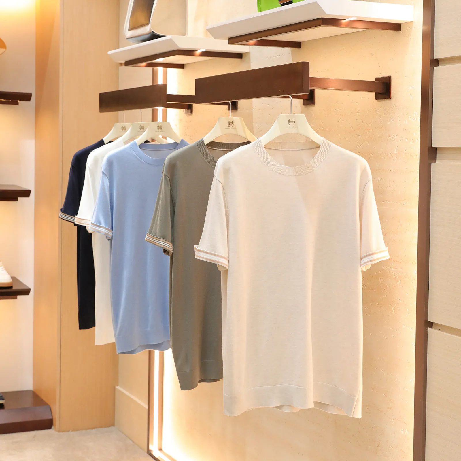 

2026 Summer New Men's Minimalist Style Solid Color Versatile 100% Lyocell Cool Knitted Short Sleeve T-Shirt