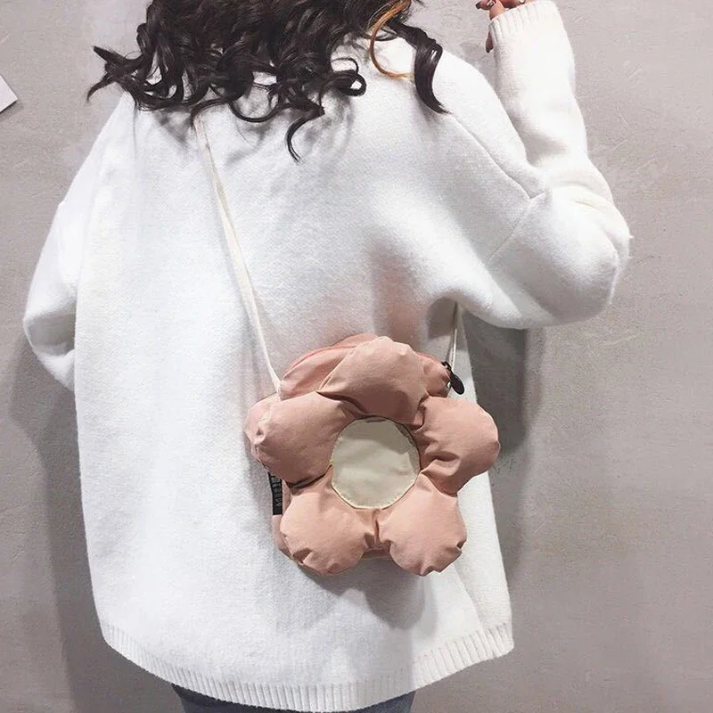 

Sunflower Small Handbag Fashion Cute Flower Bag Soft Shoulder Crossbody Bag Shoulder Bags Casual Female Shopping Bag Handbags