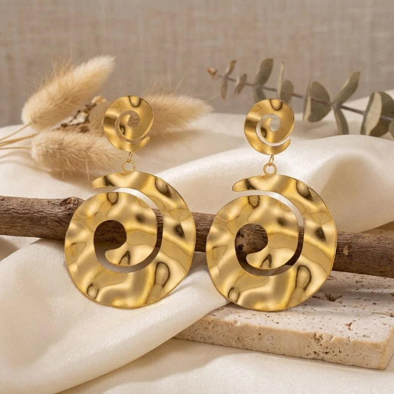 CarlidanaEuropean and American style hammered wave spiral earrings Vortex Double-Layer Exaggerated Atmosphere Earrings