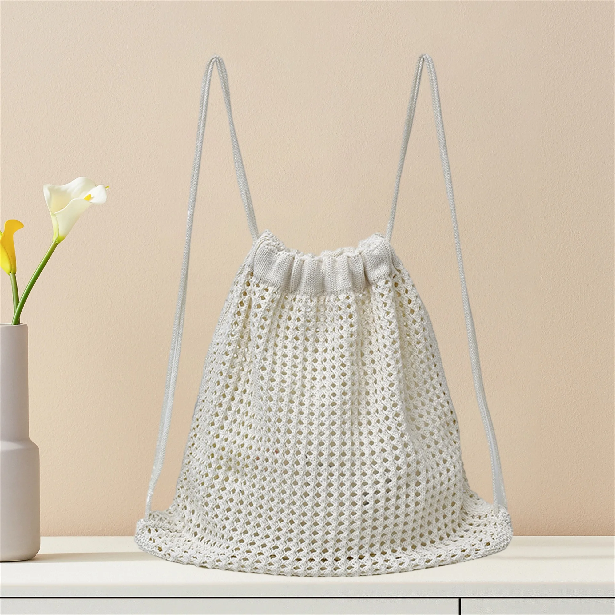 スポーツハイキングや旅行用の中空デザインの手作りかぎ針編みビーチ巾着バックパック - スタイリッシュなジムストリングバッグ
