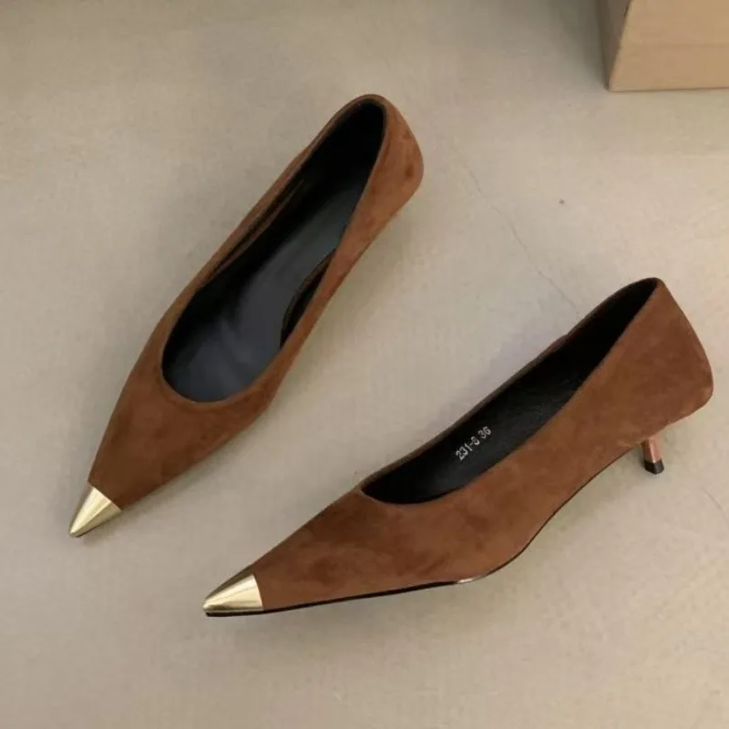 خنجر حذا فردي للسيدات خريف جديد معدني أشار تو الضحلة الجلد المدبوغ عدم الانزلاق مقاومة للاهتراء أحذية كعب منخفض