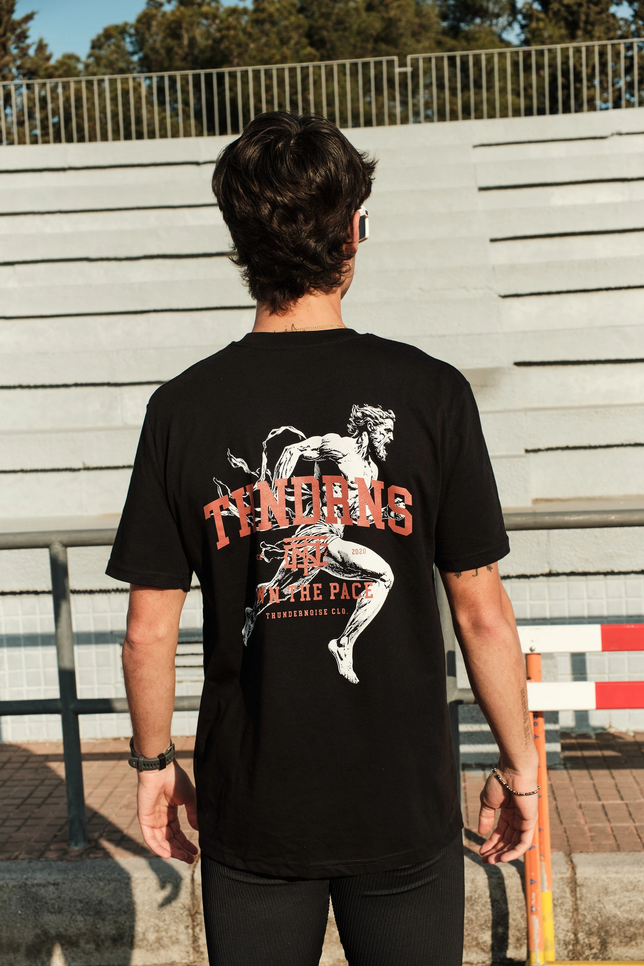 Camiseta de algodón con ilustración de Art Legacy Runner Thundernoise, camiseta deportiva de marca, ropa informal de verano para hombres y mujeres