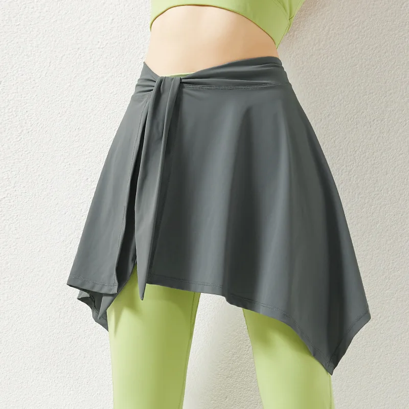 2022  Quick Drying Hip Covering Skirt Fitness Dance Shawl Running Waist Anti Light Outside Skirt Women's Sports Yoga Skirt Gray