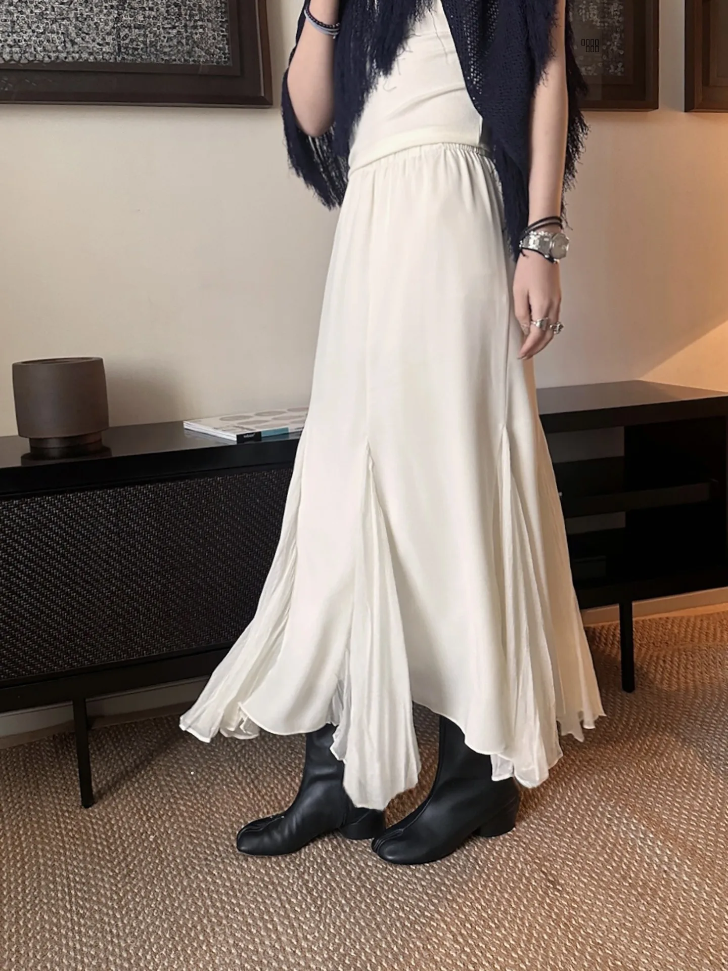

Lightweight Folded Narrow Body Fairy f Skirt Cleanfit High Waist Color Blo Ladies' Skirt Loose Fit Autumn 2025