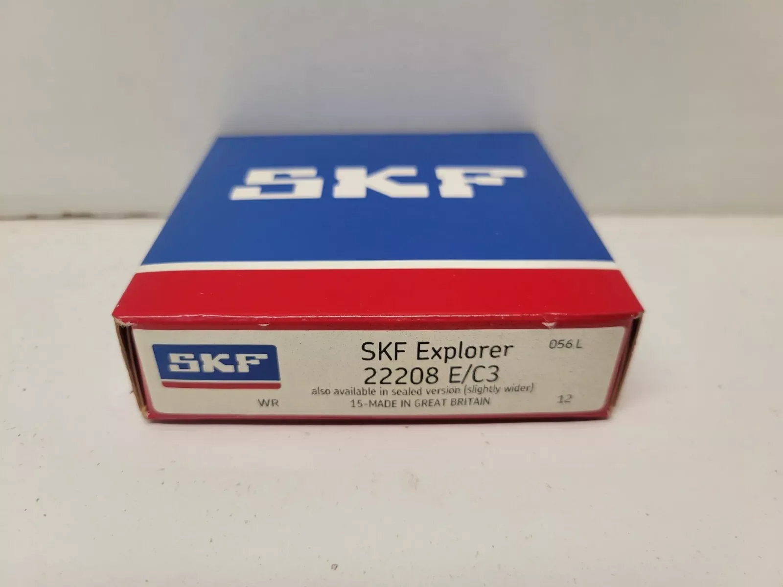 SKF 22208 E/C3 Explorer Spherical Roller Bearing, Straight Bore, Standard Tolerance, Steel Cage,40mm Bore, 80mm OD, 23mm Width