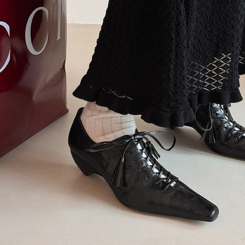 2025 New Spring Autumn Genuine Leather Lace Up Pumps Retro Women Square Toe High Heel Casual Pumps Young Ladies Daily Walk Shoes