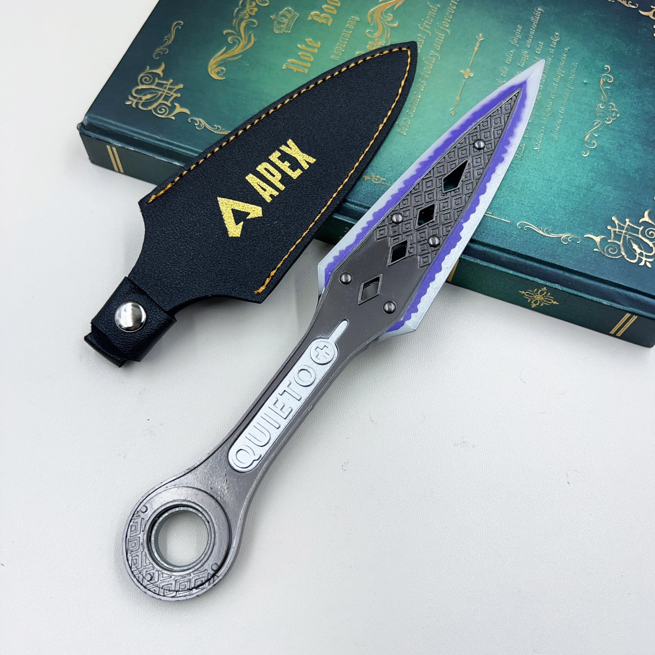 22cm 30cm borde púrpura Kunai llavero Apex Legends herencia periferia del juego el crepúsculo de la esperanza Wraith Kunai con funda de PU