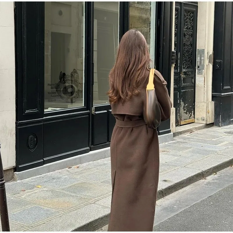 أحزمة مزدوجة الصدر معطف المرأة أنيقة التلبيب جيب كم كامل معطف الإناث 2025 الخريف الشتاء موضة جديدة سيدة أبلى