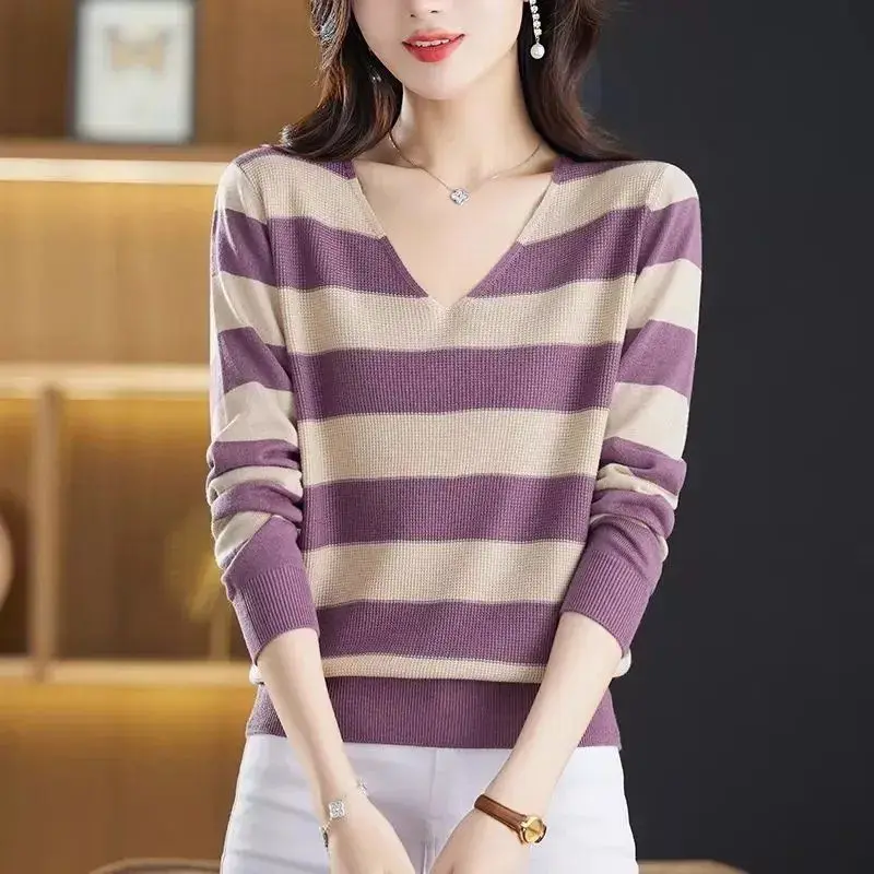 Temperament Simple Fashion New Loose Slim Look Thin V-neck Long Sleeved Sweater Women's Patchwork Hollow Out Striped Knitted Top