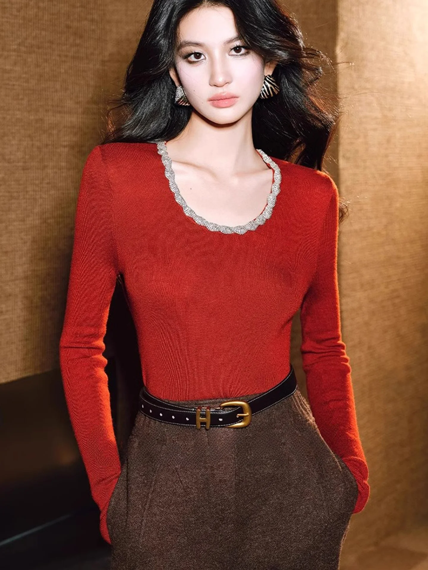 

Облегающий длинный вязаный свитер с ромбовидной вставкой, элитный осенне-зимний внутренний свитер Base irt Youthful Looking Crew Ne