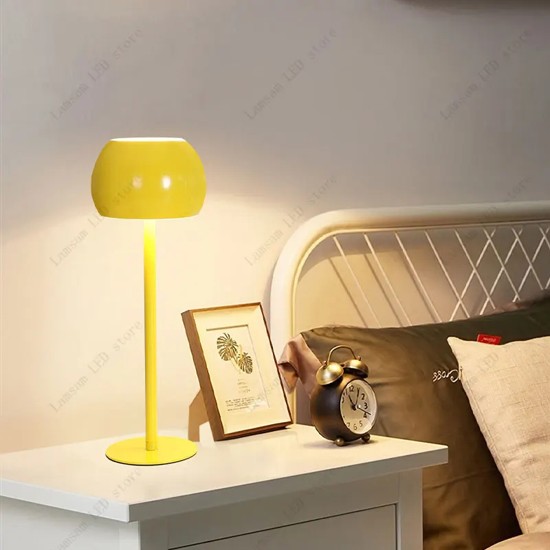 

Portable LED Metal Table Lamp USB Rechargeable Touch-sensing Desk Light Tricolored Night Light Durable Reading Lamp