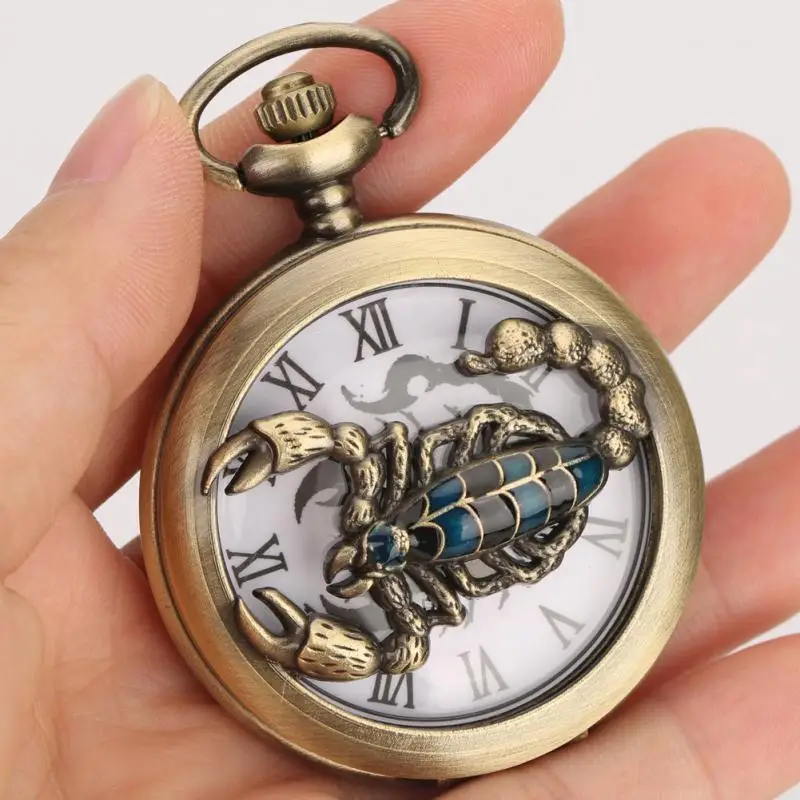 Reloj de bolsillo de cuarzo con patrón de escorpión de bronce hueco para hombres, joyería de cadena Fob, números romanos, colgante Steampunk, collar, relojes de cadena