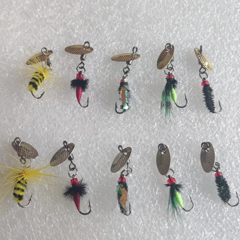 5PCS Bionic Insect Fake Lures Bionic Bee Lures Fly Hook with Wings Scud Fly Bug Insect Bait Artificial Worm Lure Fishing Tackle