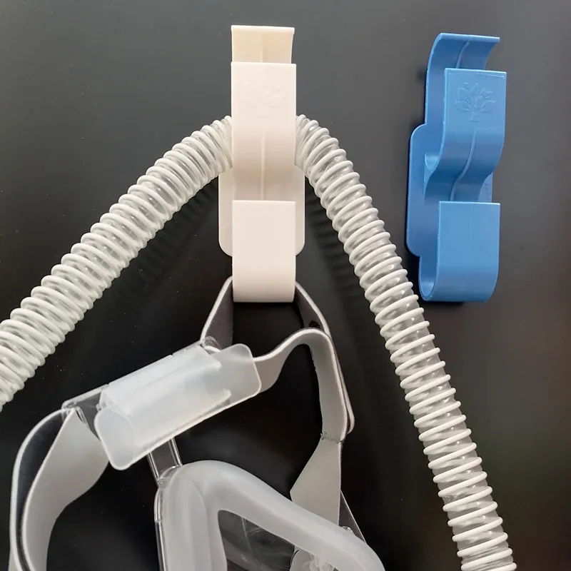قطعتان من شماعات خرطوم أنبوب CPAP العالمية - حامل قناع متين ممتاز لعرض النوم وإكسسوارات العناية الشخصية