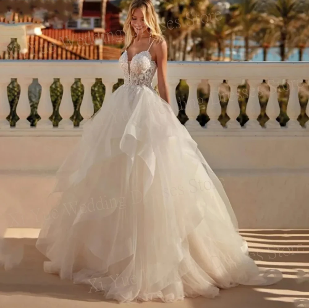 Vestido de novia de tul con tirantes finos, traje sencillo escalonado con Espalda descubierta, Apliques de encaje, joyería de princesa, 2024