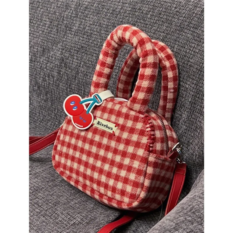 

New Niche Autumn and Winter Style Bags, Women's Sweet Cool Crossbody Bags, Tote Shoulder Bags, Cute Christmas Plush Bags