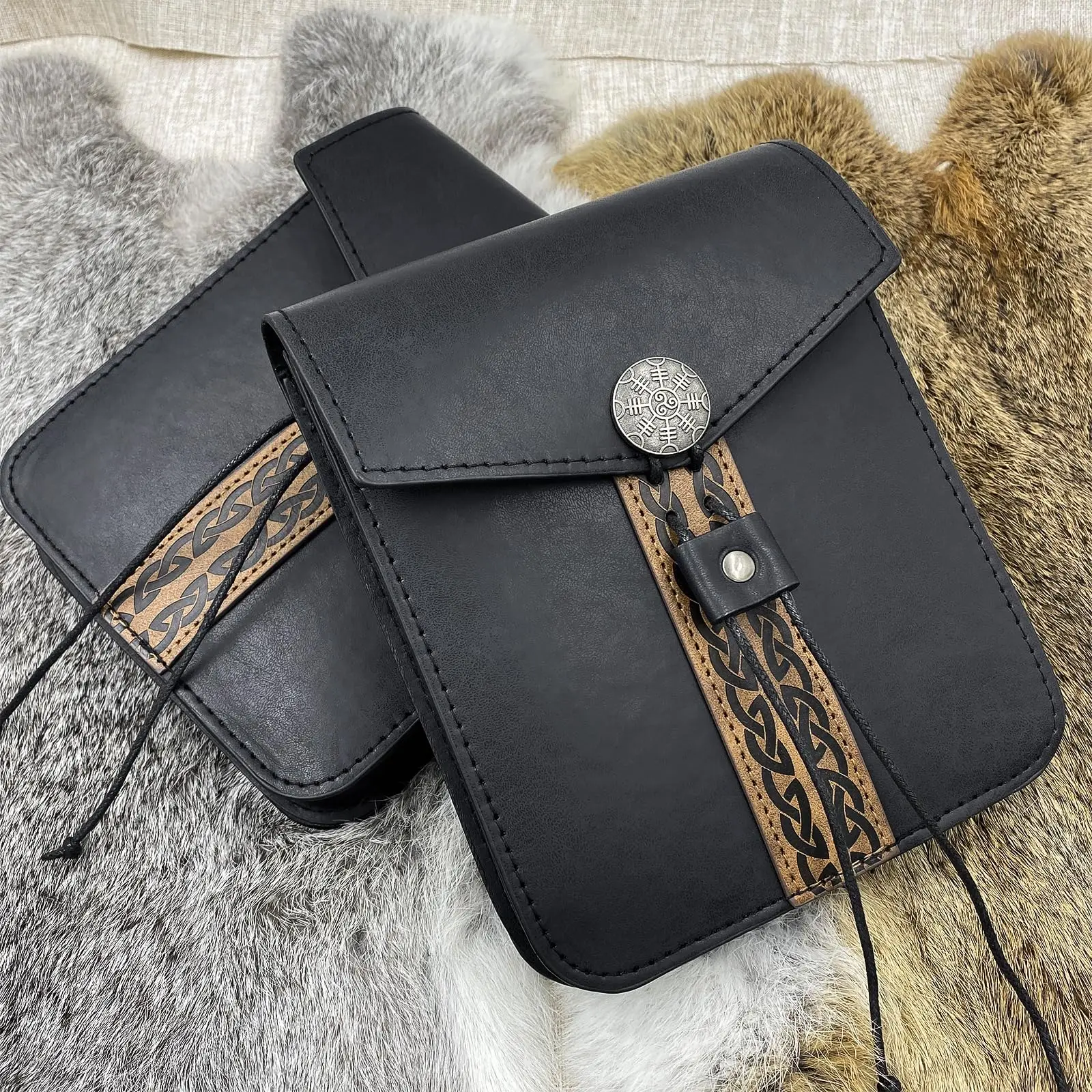 

Vintage Medieval Faux Leather Belt Bag, Retro Medieval Belt Bag, Waist Bag, Portable Side Pack for LARP Ren Faire