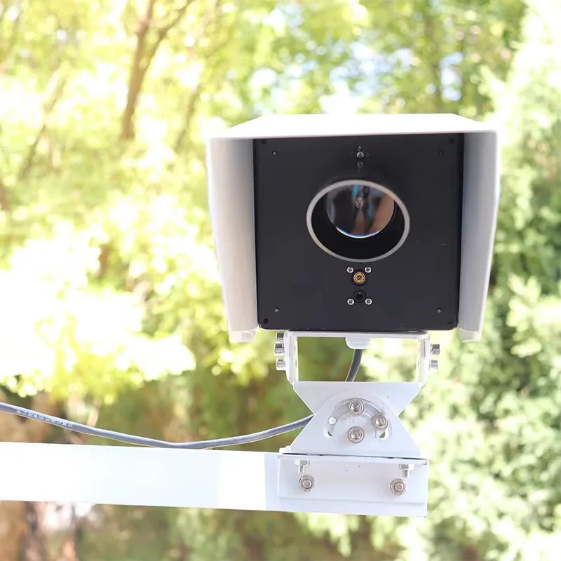 Long-Distance Traffic Road Ground Monitoring Sensor, Non-Intrusive Pavement Sensor for Water, Ice & Snow Measurement