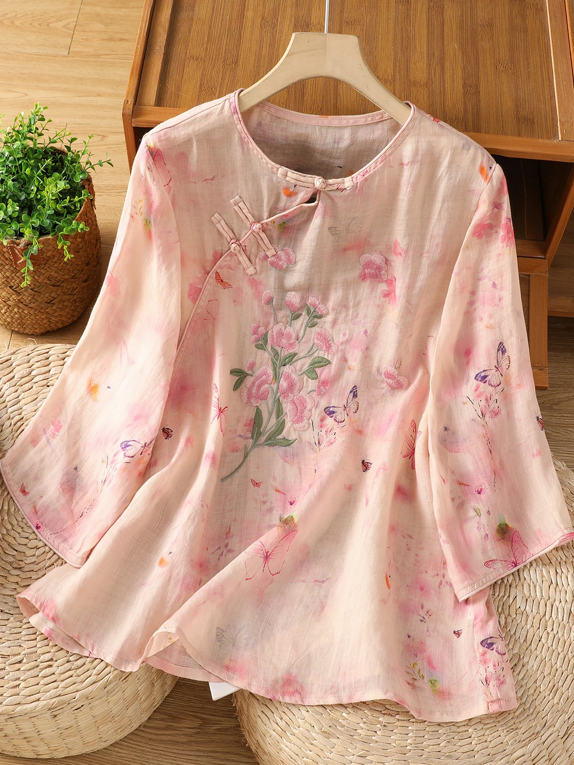 

Новый китайский облегающий топ с вышивкой для женщин, большой размер, круглый топ для чайной церемонии, летняя антивозрастная боковая пуговица