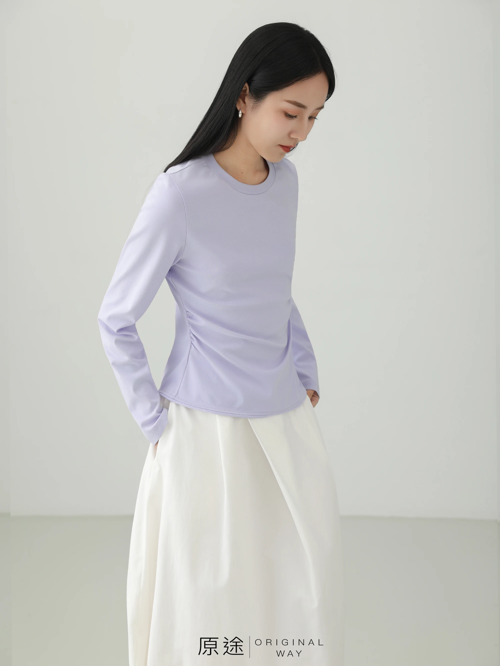 

Стильная женская футболка с длинным рукавом, свободного кроя, из смесового хлопка, для весны и лета, для активного отдыха, с художественным принтом