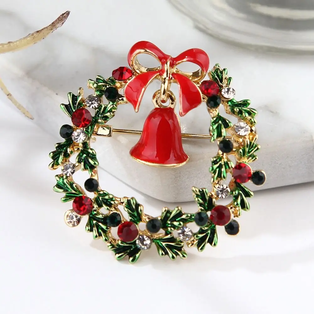 Sleigh Brooches Alloy Christmas Wreath Bell Rhinestone Clothes Accessories Christmas Present Women Brooch Korean Style Badge