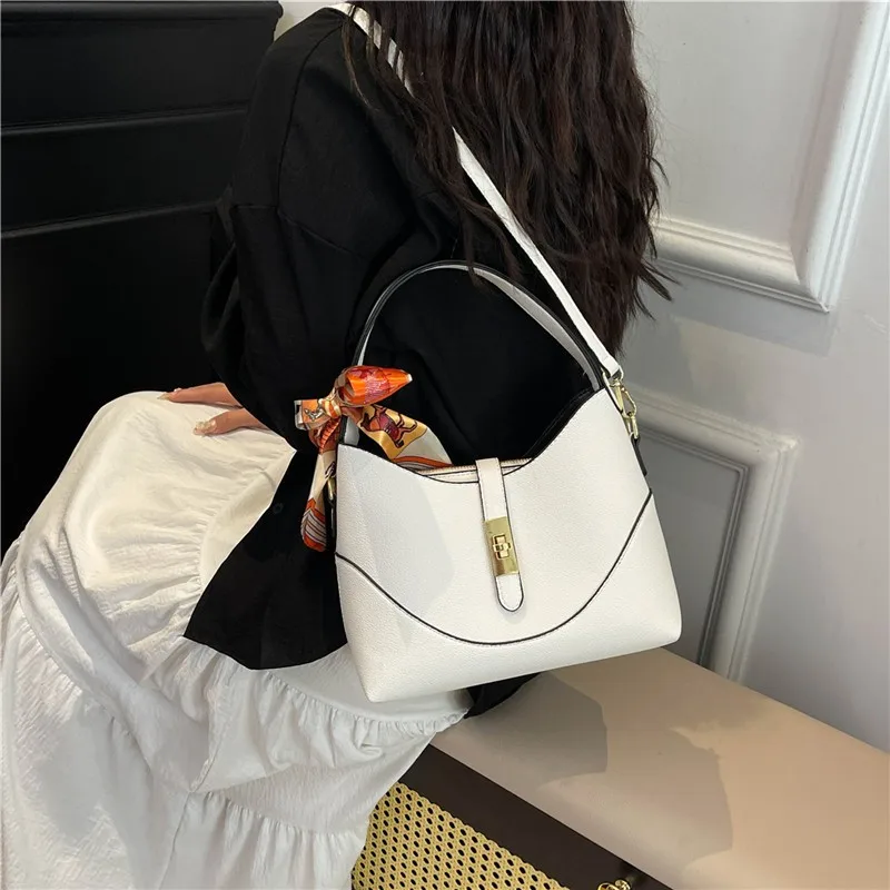 

Classic Genuine Leather Shoulder Bag Handbag For Women, Crossbody Messenger Bag, Famous Designer Elegant Choice