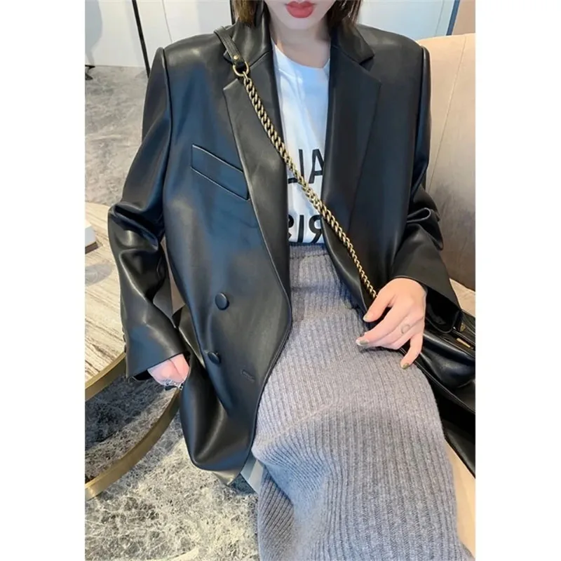 2025 Cappotto da donna in ecopelle allentato casual Design Sense Giacca da donna a maniche lunghe primavera autunno Capispalla in pelle PU femminile retrò