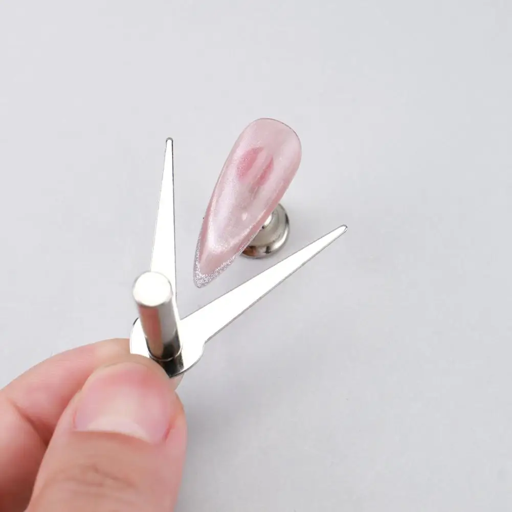 Strumento magnetico per occhi di gatto francese a forma di V con magnete per bastoncini magnetici per unghie Strumenti per accessori magnetici per smalto per occhi di gatto