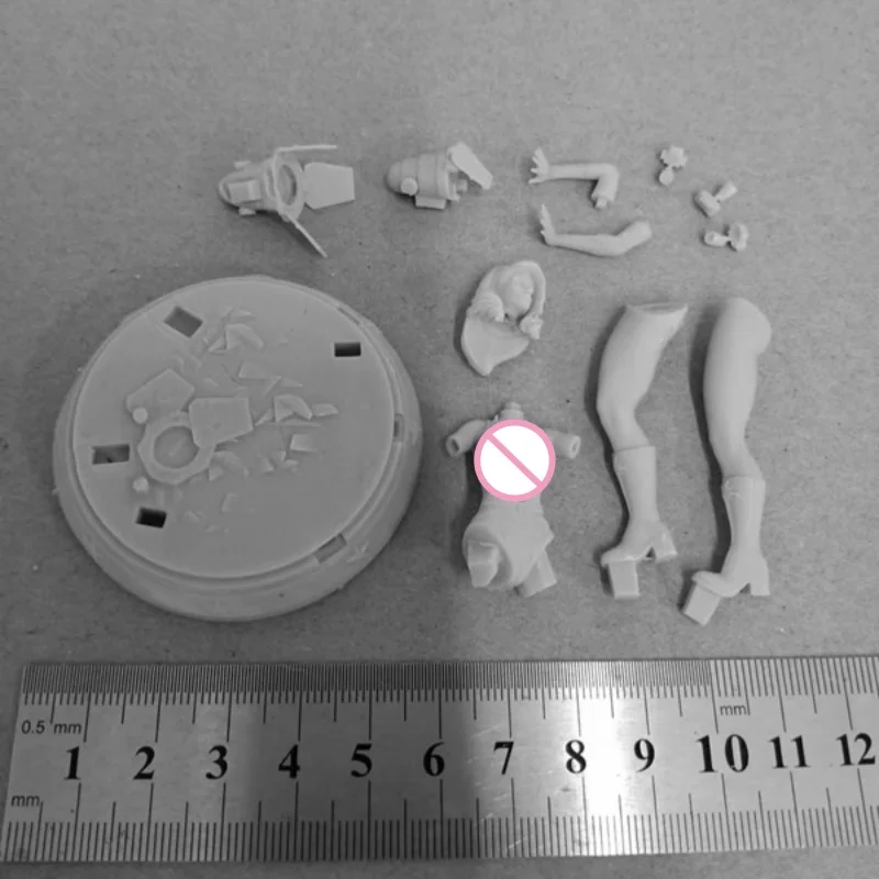 Stage Girl Full Resin Figure Girl 1/24 Scale 75mm Assemble Miniatures Model Kit Unassembled Unpainted Diorama Toys