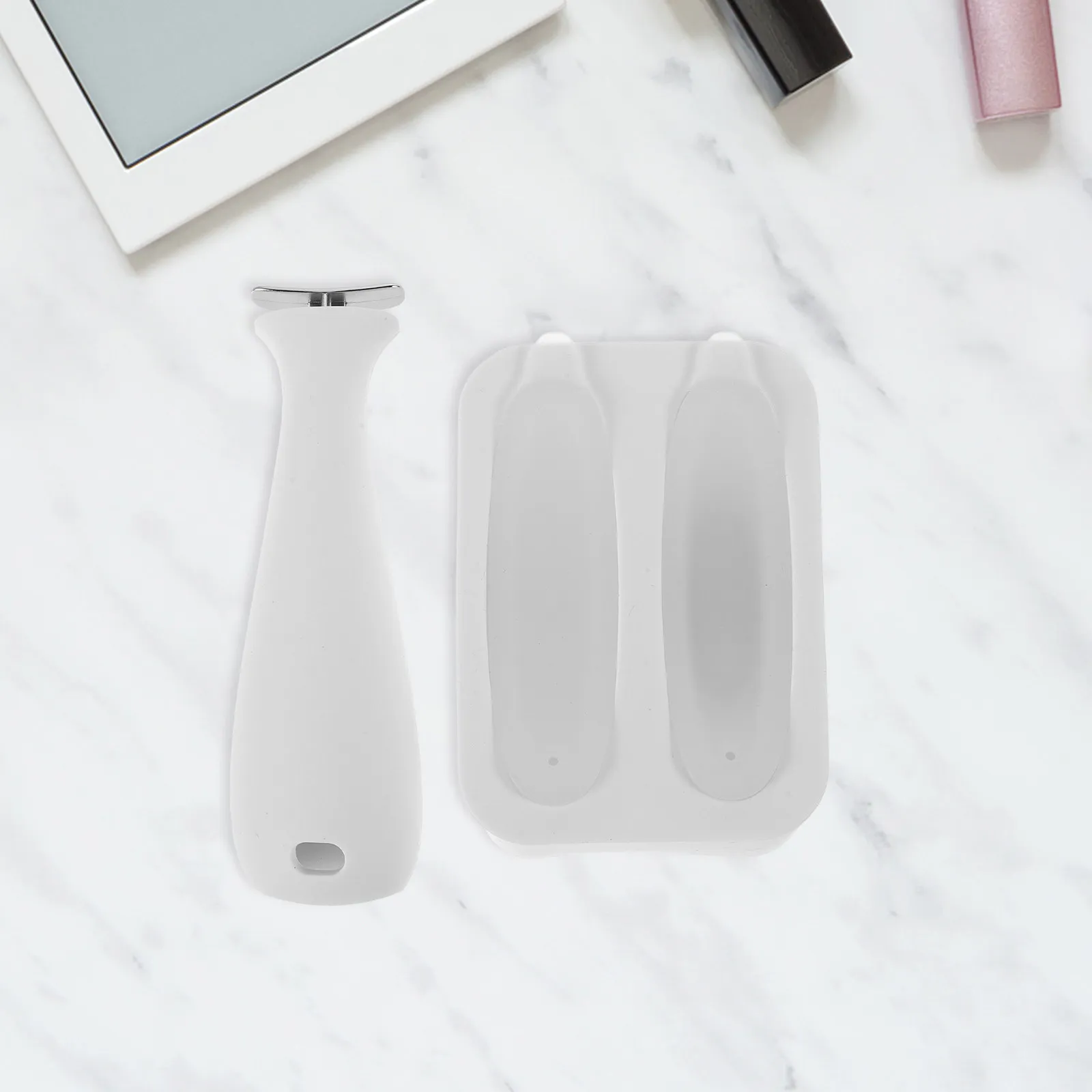 

1Set Ice Face Roller Silicone Facial Massager Stick Cooling Tool for Skin Tightening Reusable Freezer Ice Cube Mold Portable