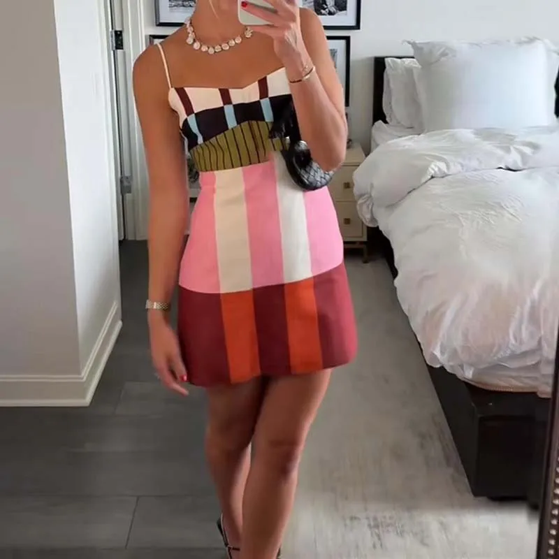 Lazer sem costas magro festa envoltório quadris vestido feminino novo sem mangas bohe vestido elegante contraste cor impresso suspender mini vestido